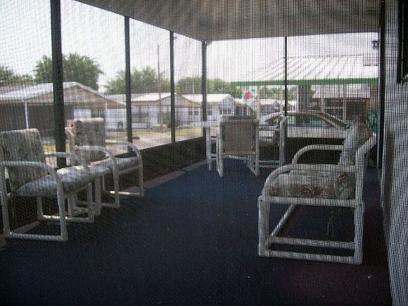 2nd image of 3074 Junction Cir