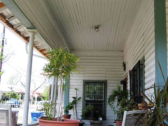 Covered porch