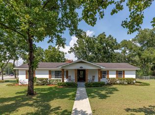 402 Whatley Dr, Dothan, AL 36303