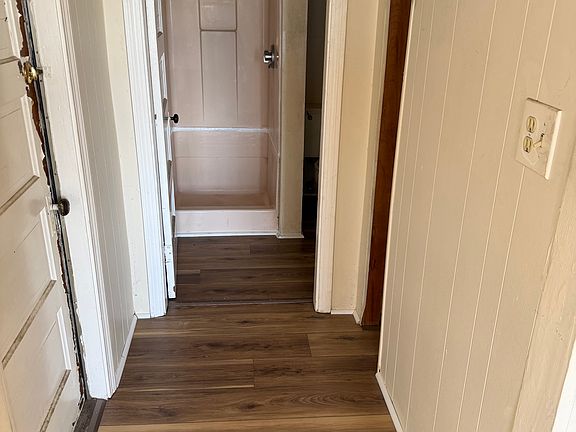 4th image of 3 Bourne St #3