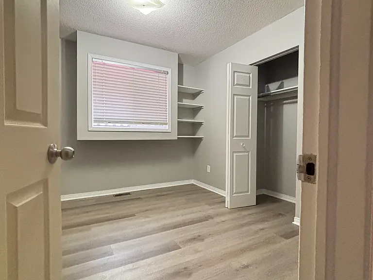 1516 Main St W #2-B — Photo 10