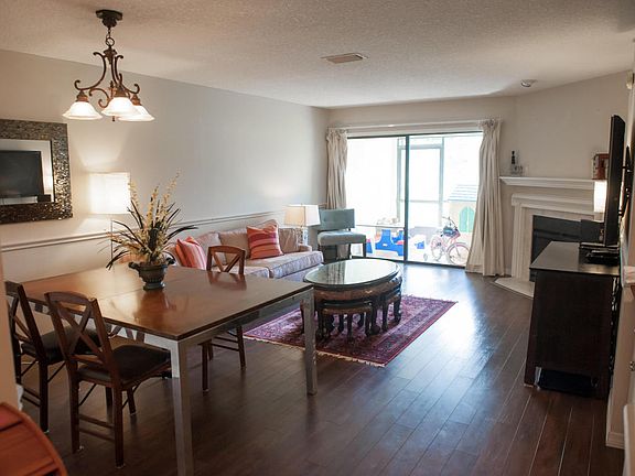 2nd image of 3809 Lavista Cir APT 211