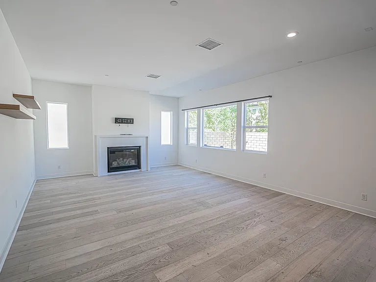 28519 Moyer Ln — Photo 3