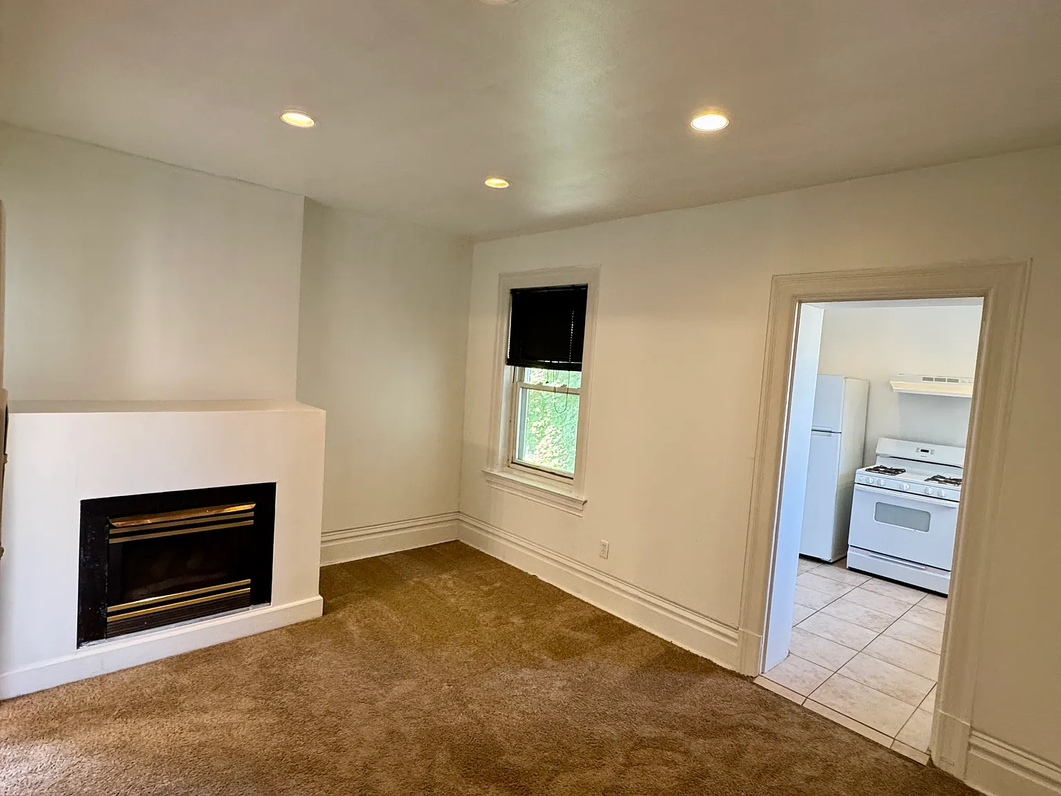 Studio, 315 sqft, $795 — Photo 2