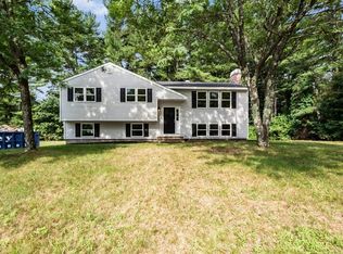 17 Chestnut Dr, Townsend, MA 01469