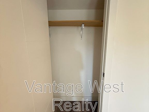 3rd image of 3859 Carrall Rd #2