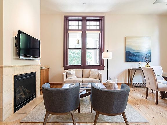 8' Windows, 11' Ceilings