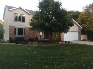 3518 Eastbrook Dr, Ann Arbor, MI 48105