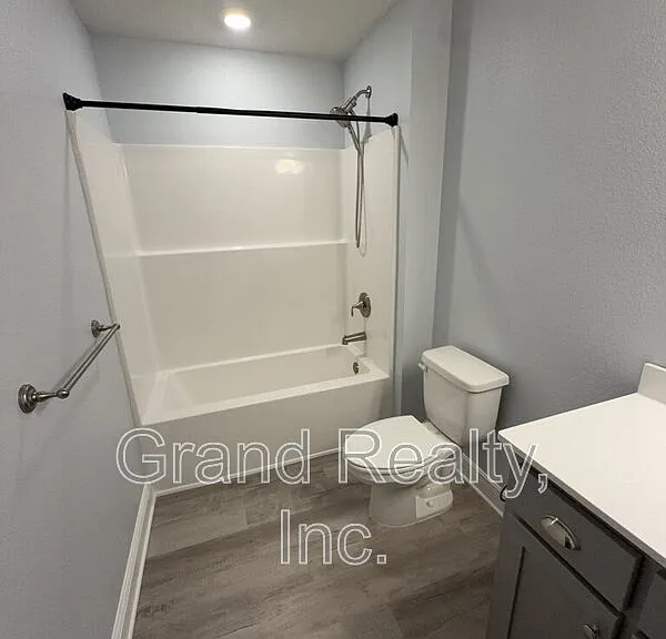 6264 Pineapple Dr — Photo 24