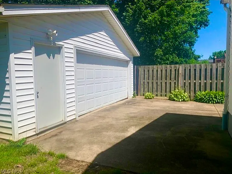6528 Rosebelle Ave — Photo 23