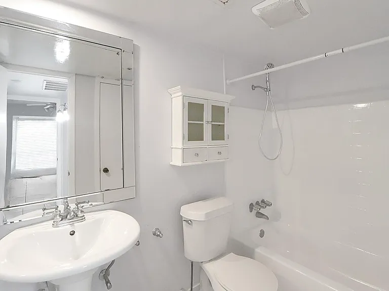 5929 Queensloch Dr #234 — Photo 8