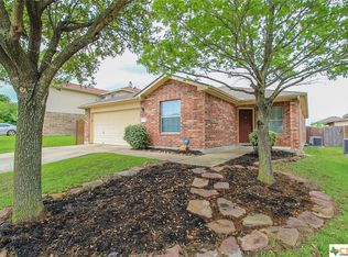 104 Brickyard Ln, Jarrell, TX 76537