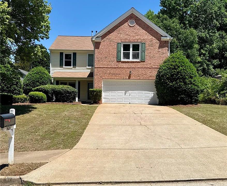 1st image of 409 Heathcliff Ct