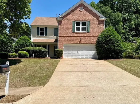 409 Heathcliff Ct, McDonough, GA 30253