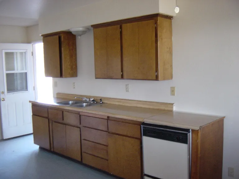 32234 Miller St — Photo 5