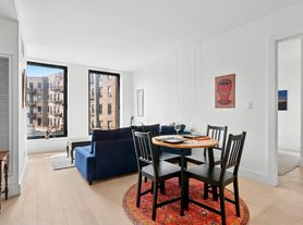 111 Montgomery St