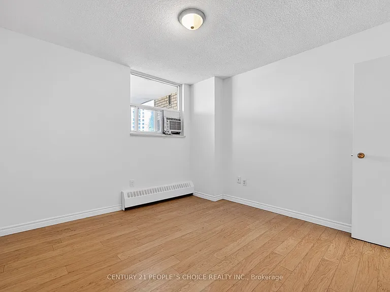 390 Dixon Rd #702 — Photo 22