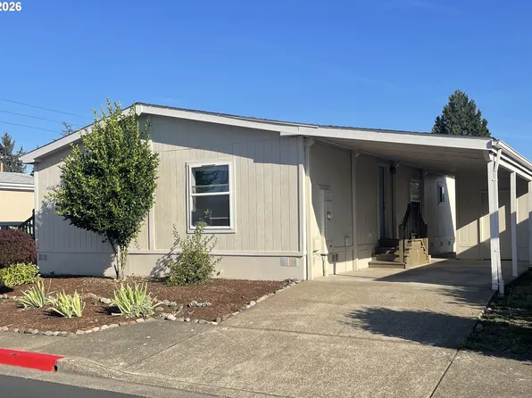 1000 S McKern Ct #3, Newberg, OR 97132