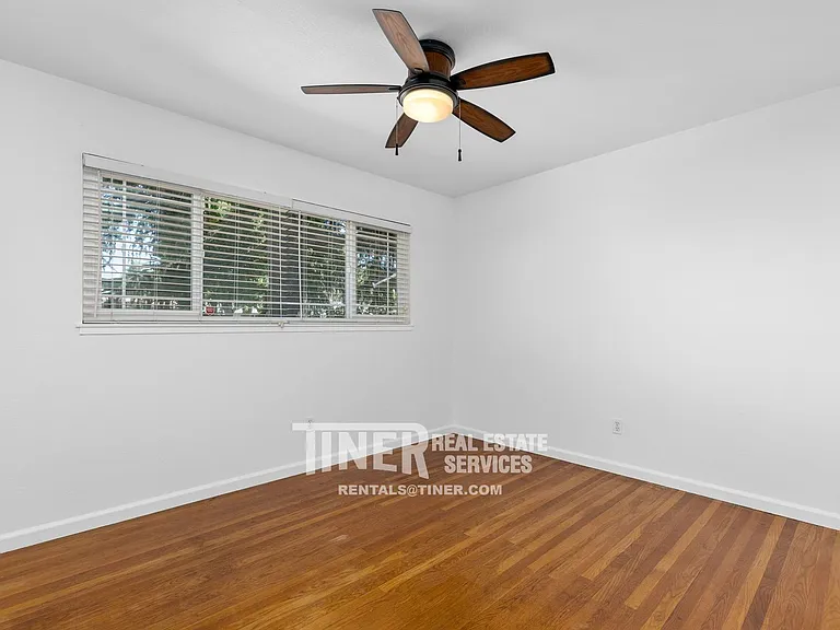 9136 Cecile Way — Photo 25