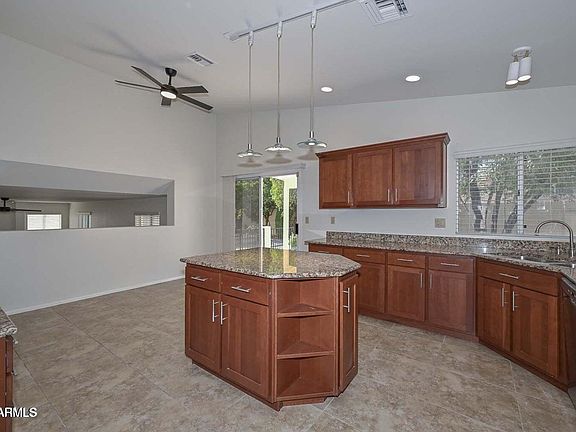 3rd image of 7629 W Kristal Way