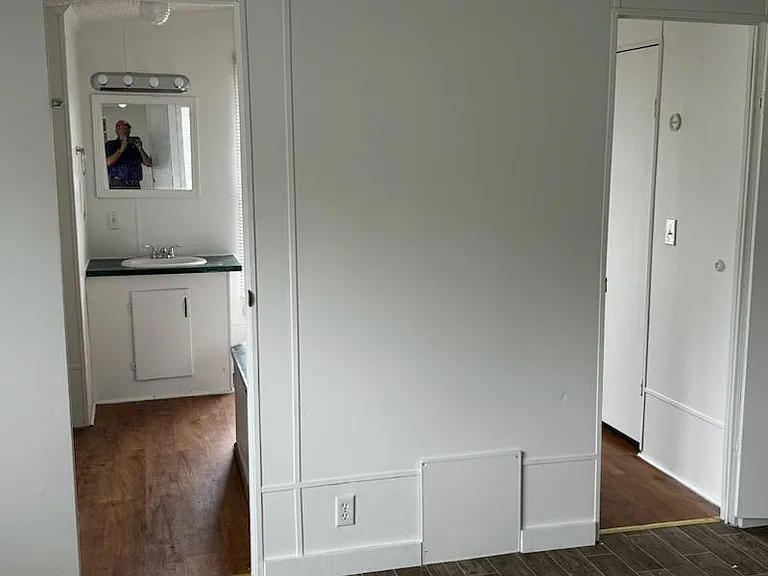 818 Limestone Ct — Photo 12