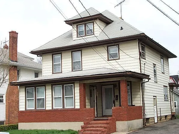 160 Garfield Avenue #2, Mineola, NY 11501