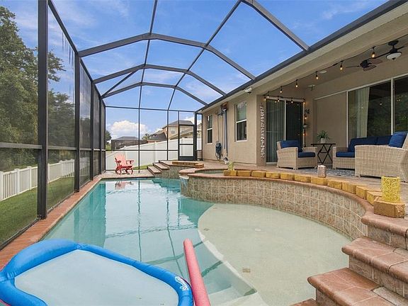 3rd image of 11009 ROCKLEDGE VIEW DR