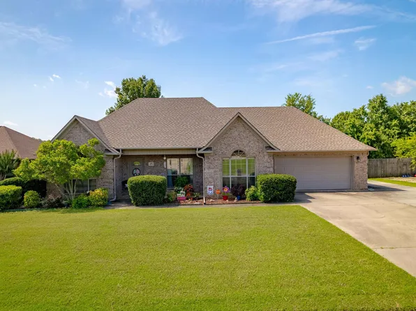 25 Willow Dr, Cabot, AR 72023