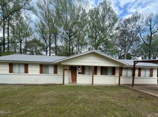 3342 Longwood Dr, Jackson, MS 39212