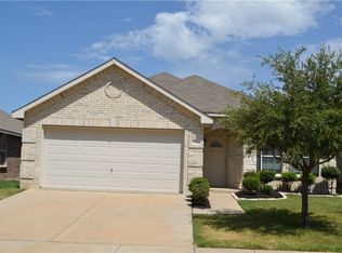 12745 Cedar Hollow Dr, Fort Worth, TX 76244