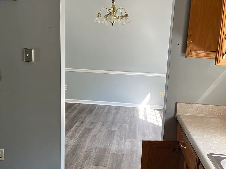 506 Rosewood Cir — Photo 12