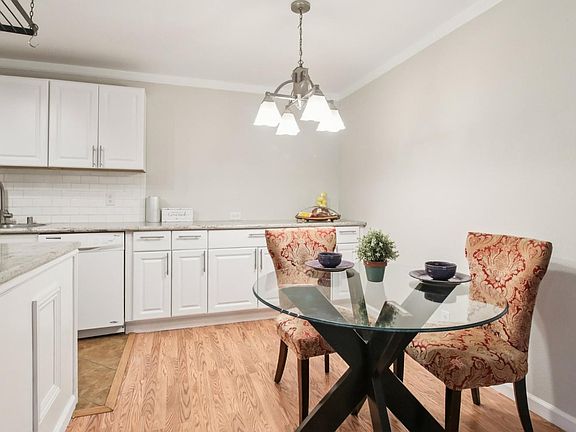 2nd image of 165 Oddstad Drive #10