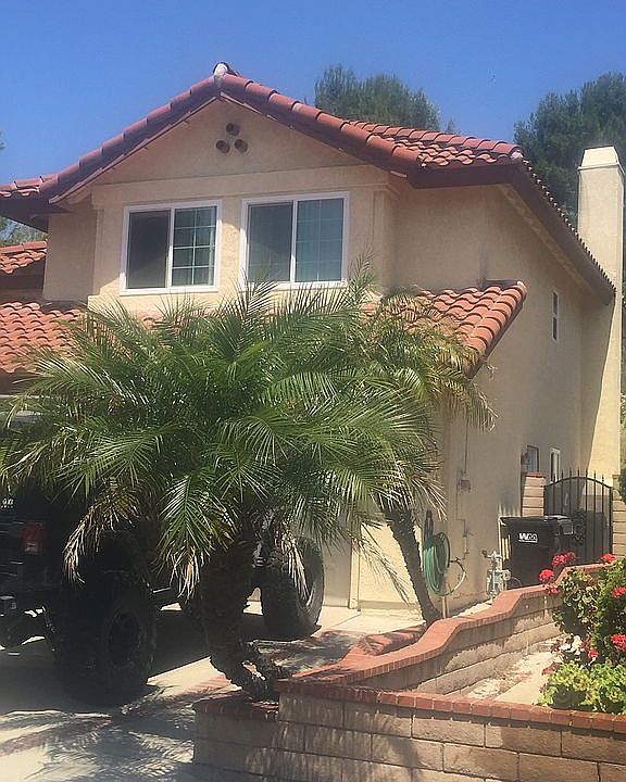 1st image of 1061 Longview Dr