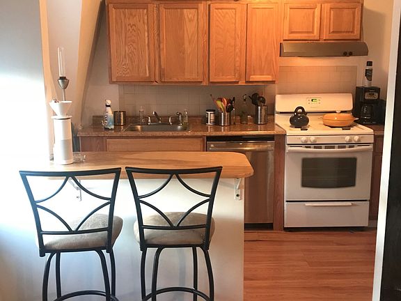 2nd image of 21-27 23rd St #3A