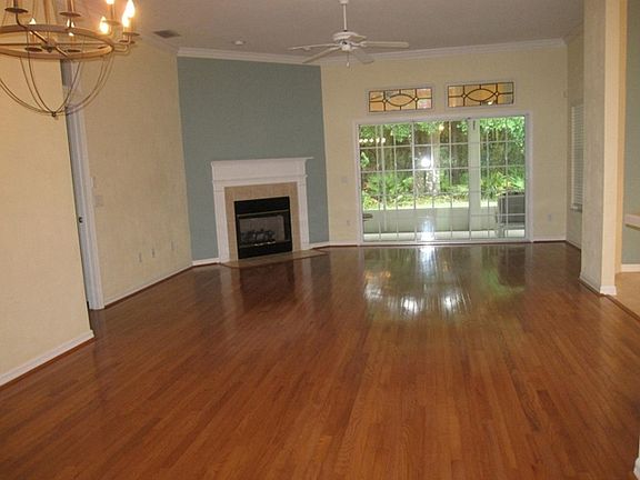 3rd image of 3700 Donegal Cir