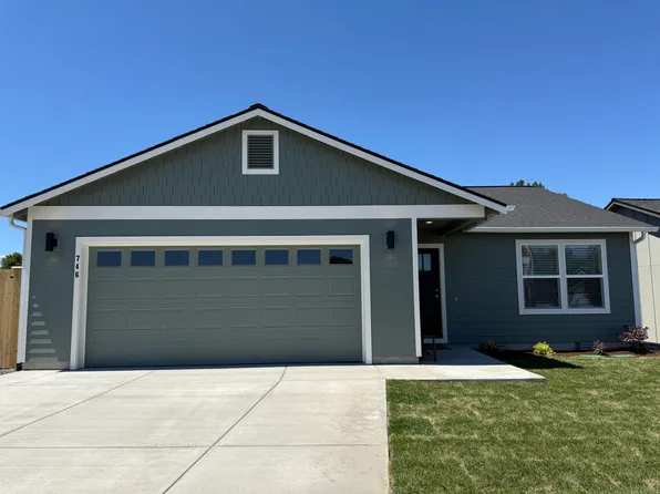 738 Rickenbacker Rd, Madras, OR 97741