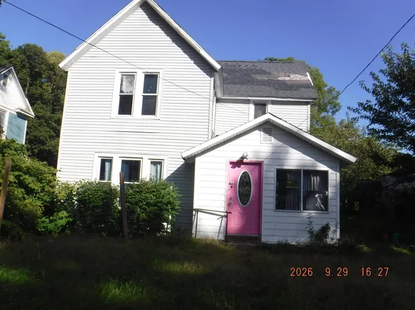 916 Charlotte Ave, Kalamazoo, MI 49048