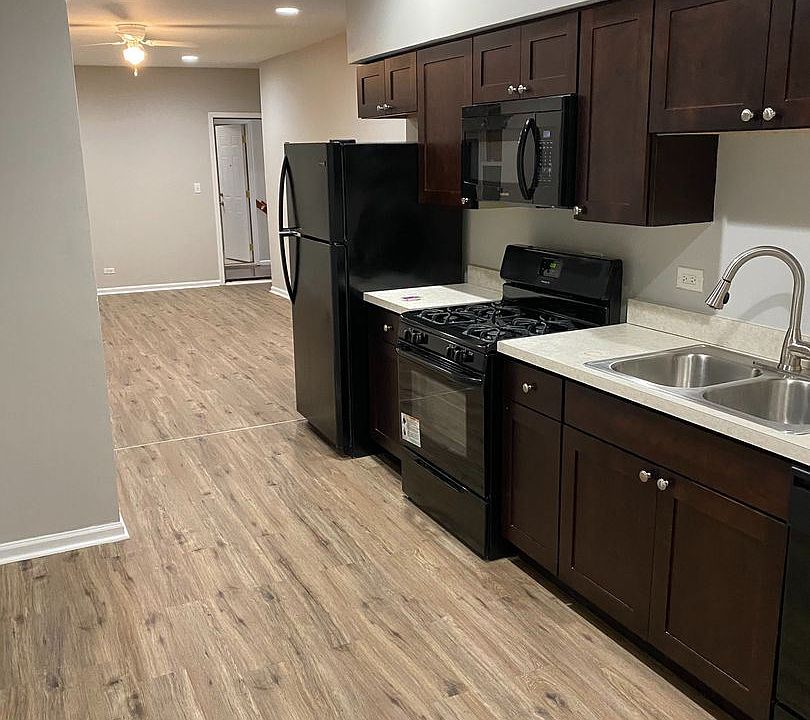 1st image of 4300 N Kamerling Ave #1R