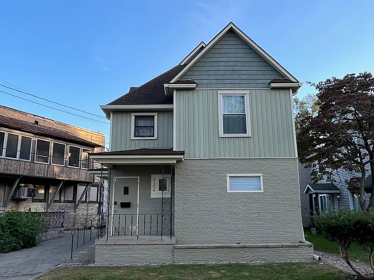 122 Caledonia St NE #2 — Photo 18