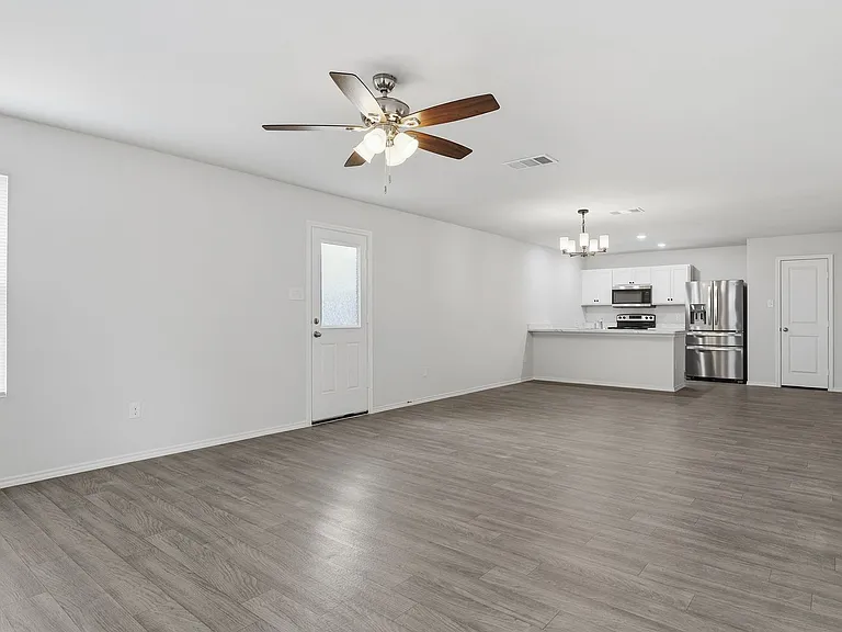 853 Eagles Nest Dr — Photo 11