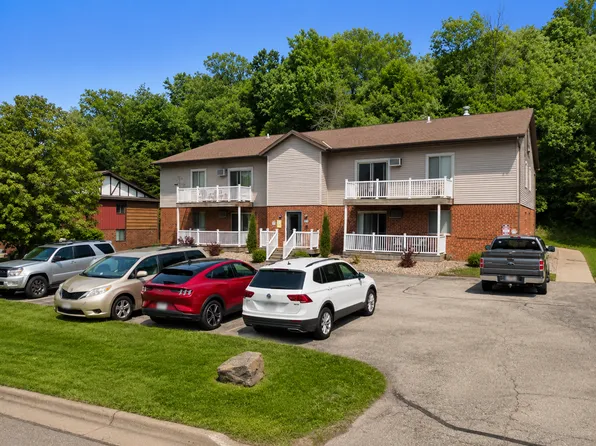 Westview Court, 2717 Westview Ct APT 6, Cross Plains, WI 53528