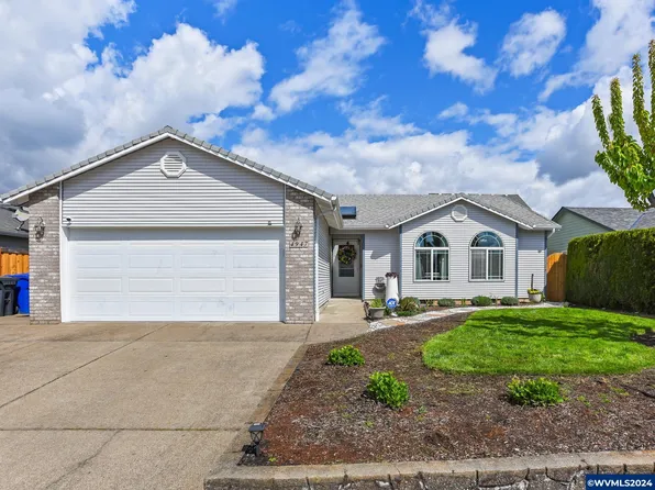 4947 Manning Dr NE, Salem, OR 97305