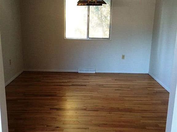 3rd image of 66 Vichy Dr