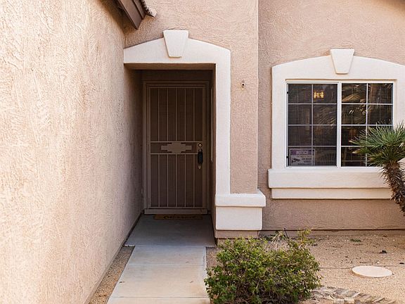 3rd image of 15341 W Maui Ln
