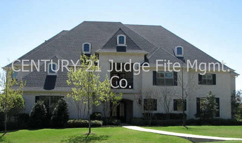 Welcome to 301 King Ranch Road