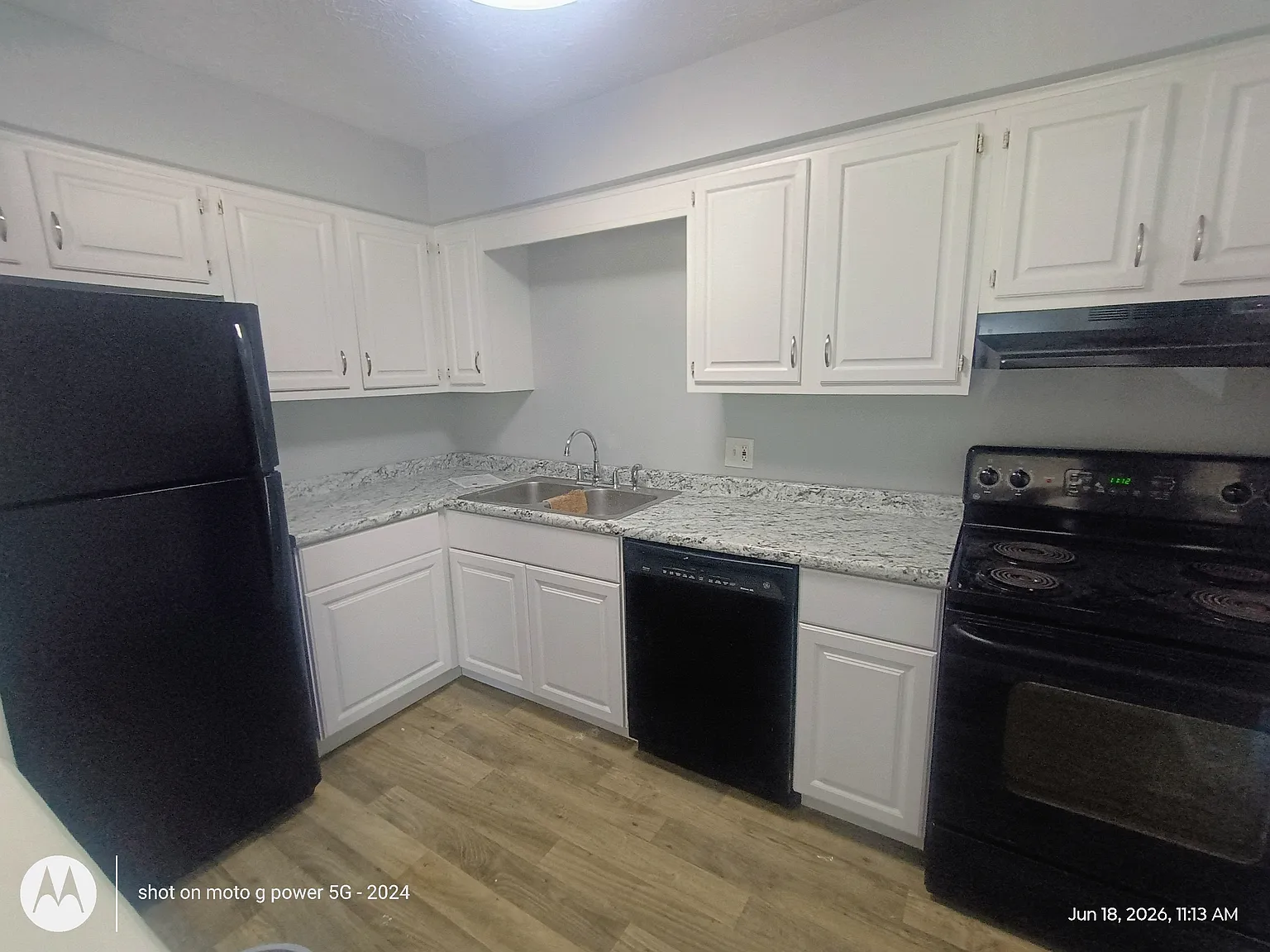 2 bed, 1.5 bath, 880 sqft, $925 — Photo 4