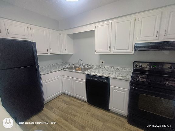 4th image of 5190 Emil Ave SW #402