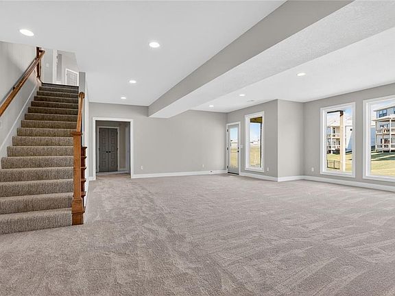 4th image of 7060 Yulich Ct