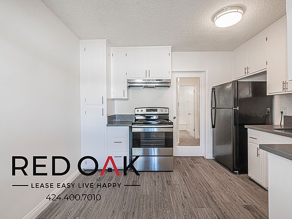 3rd image of 20436 Cohasset St APT 12A