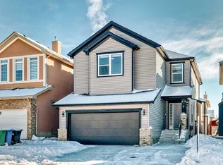 9 Saddlecrest Cres NE, Calgary, AB T3J 0C6